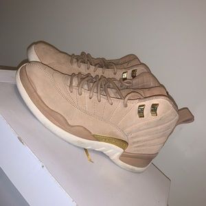 WOMEN AIR JORDAN 12 VACHETTA